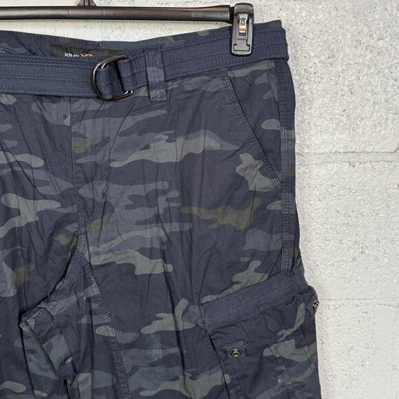 X-Ray Men's Belted Capri Cargo Shorts - Navy Camo 38w x 18inseam $58 - Picture 6 of 10